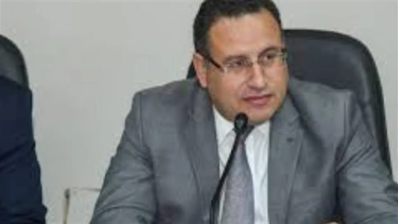 إنجازات أكاديمية دولية.. رحلة الوزير عبد العزيز قنصوة في كبرى مراكز الأبحاث العالمية